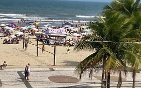 Aconchegante studio frente mar com vista CANTO DO FORTE